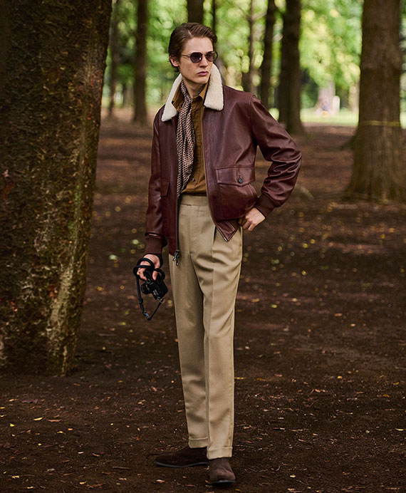 ウール　コバートツイル　プリーテッド　トラウザーズ