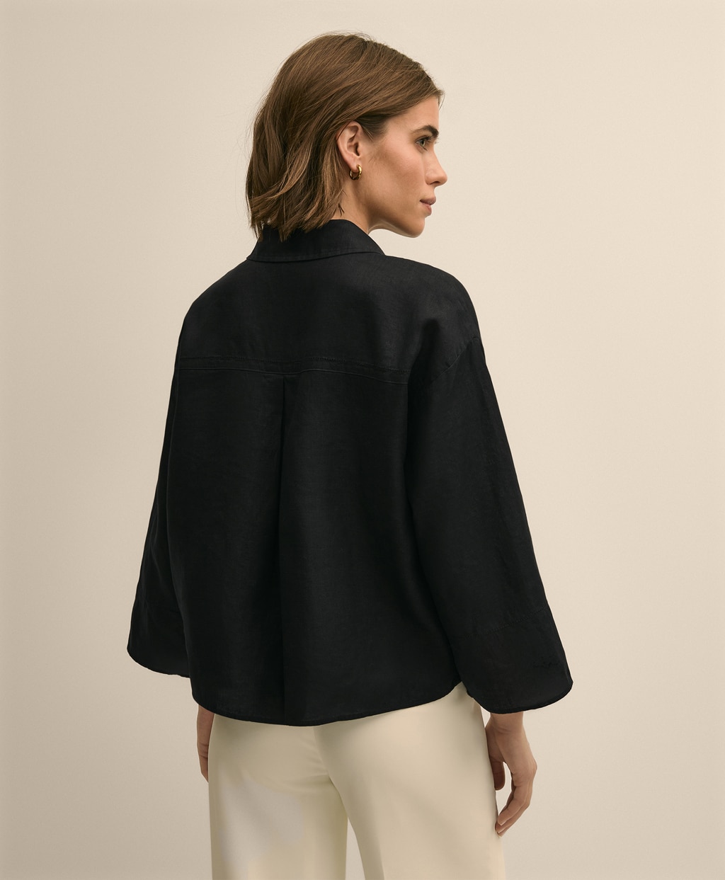 アイリッシュリネン　リラックスフィット　ワイドスリーブ　クロップドシャツ3