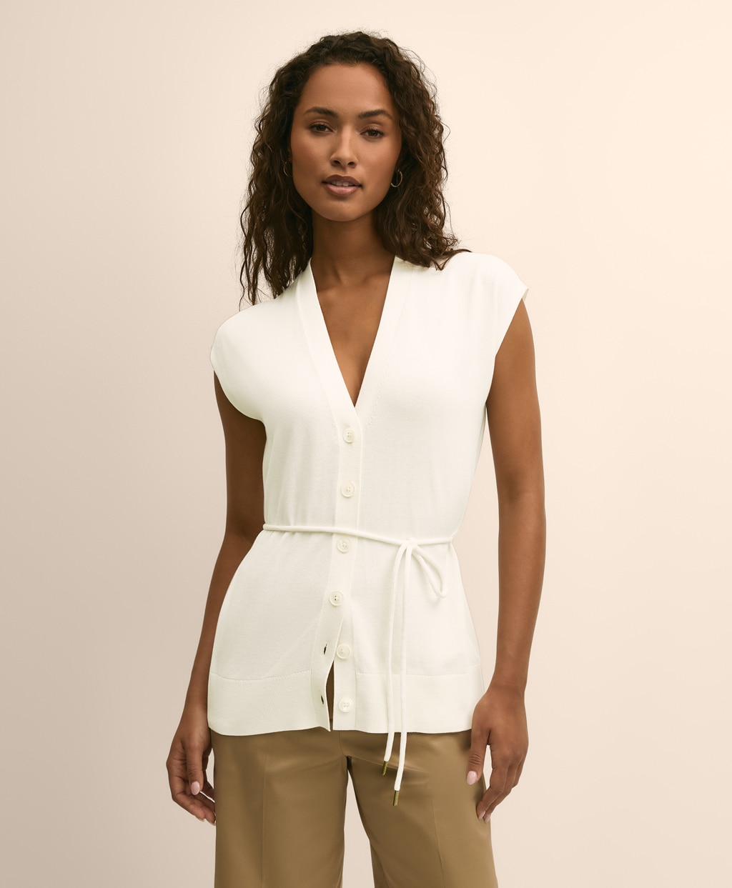 スーピマコットン　リラックスフィット　ベルテッド　ボタンフロントベスト1