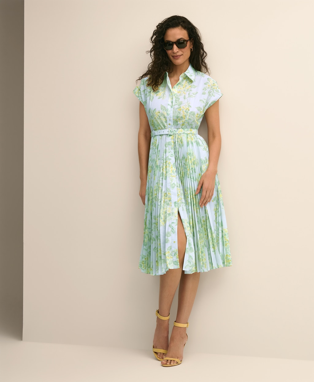 ポリエステル　フローラルプリント　プリーツ　シャツドレス1