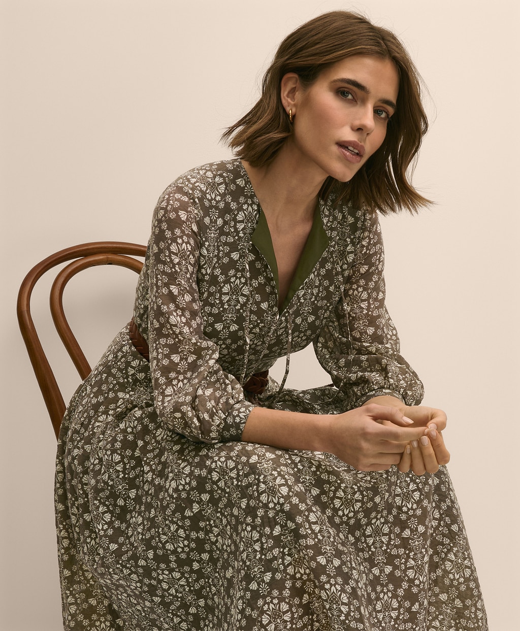 リヨセル／ナイロン　フローラルプリント　タイネック　ドレス2