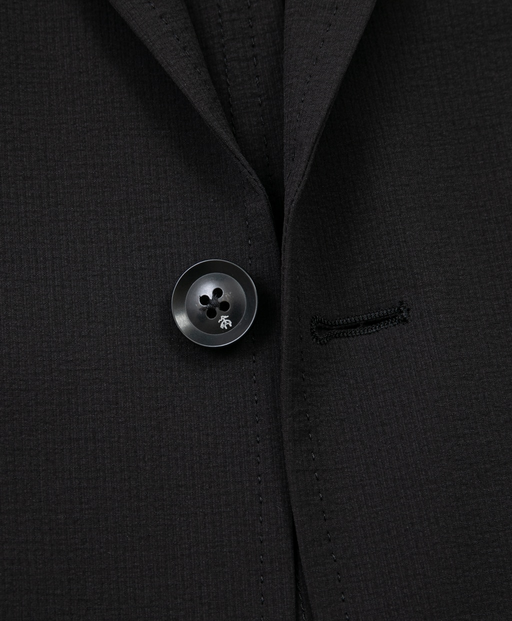 ナイロン／ポリウレタン　ウォッシャブル　段返り３釦サックジャケット　Classic4