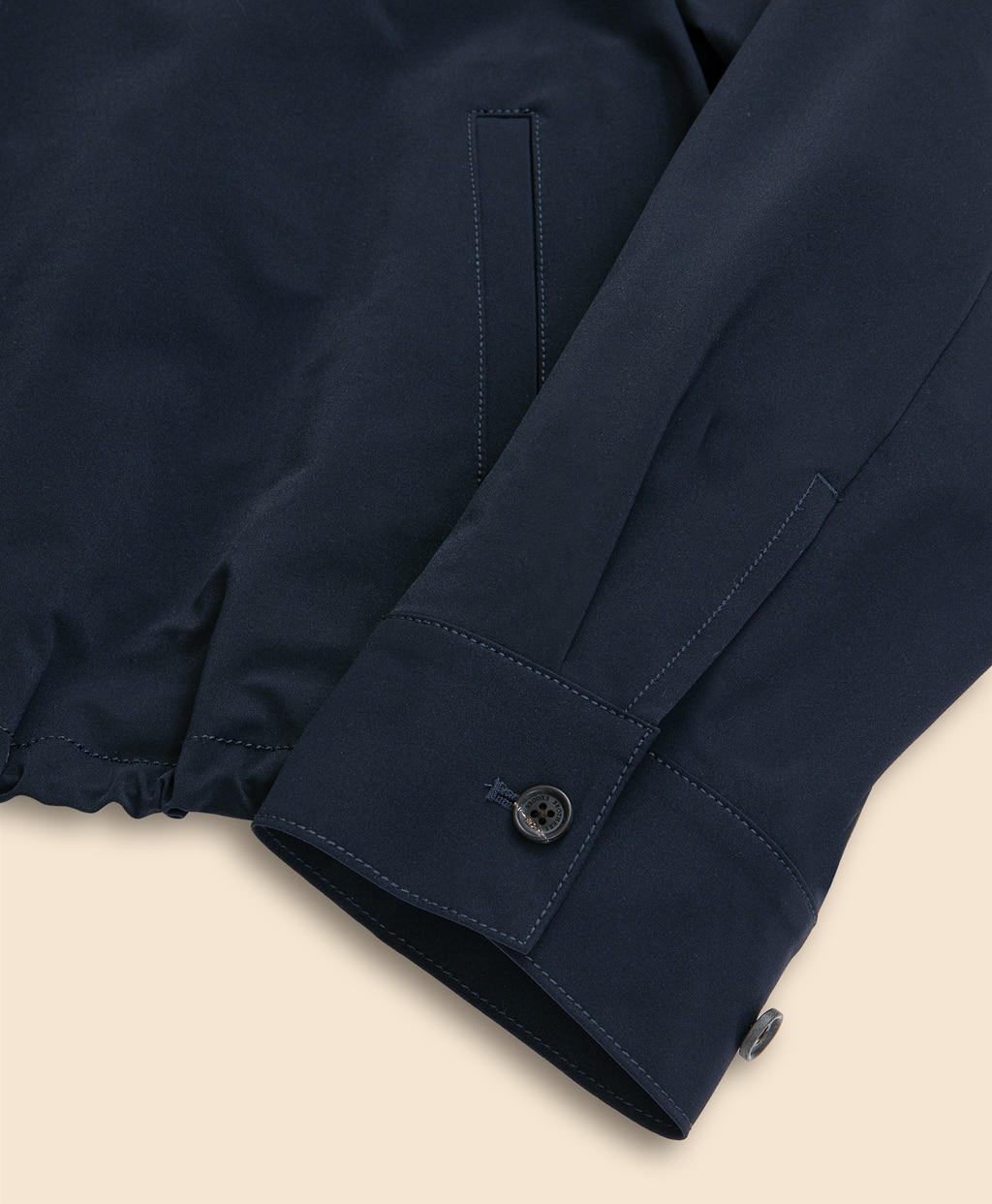 【Double B Collection】ポリエステル　BBロゴ　クロップド　ジップブルゾン3