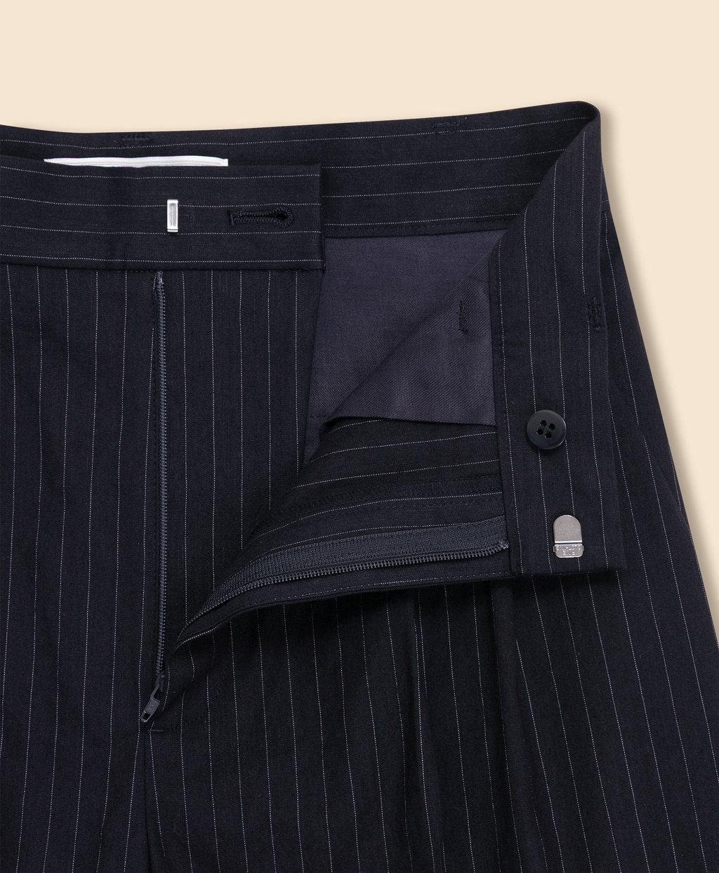 リネンブレンド　ピンストライプ　プリーテッド　ワイドレッグパンツ3