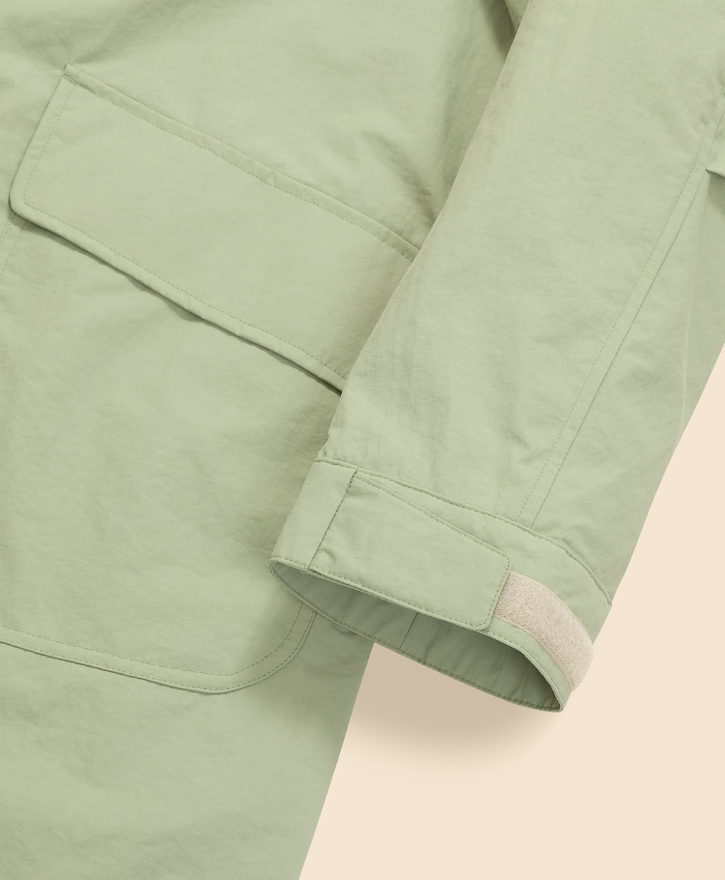 ナイロン　ライトウエイト　カントリーコート3