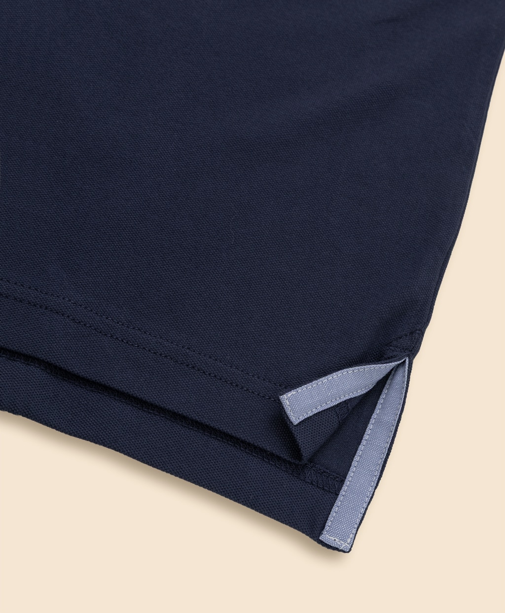 コットンストレッチピケ　スクリプトエンブロイダリー　ティップド　ポロシャツ　Slim Fit3