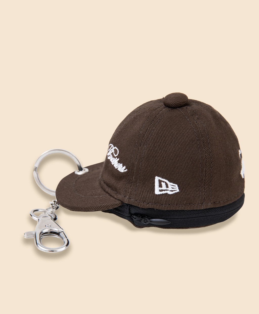 Brooks Brothers × New Era® 9TWENTY™　ミニキャップキーリングポーチ2
