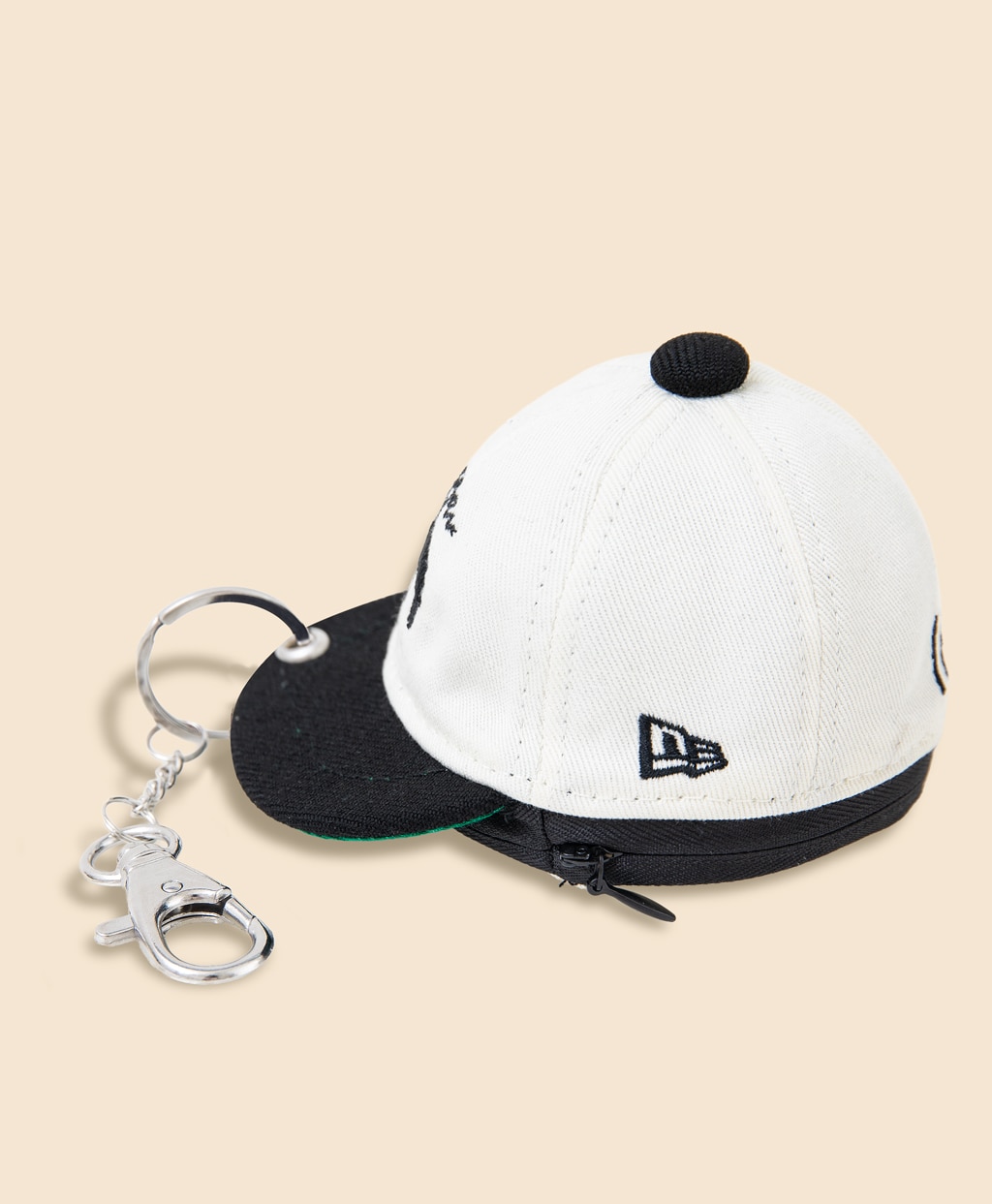 Brooks Brothers × New Era® 59FIFTY®　ミニキャップキーリングポーチ2